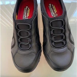 Skechers Work Shoes- NIB- Womens Size 7- Slip-on, Slip Resistant
